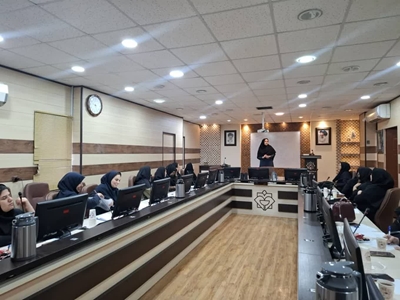 برگزاری کارگاه آموزشی تفسیر نوار قلب ویژه کارکنان بیمارستان دکتر گنجویان مورخ 1404/09/15